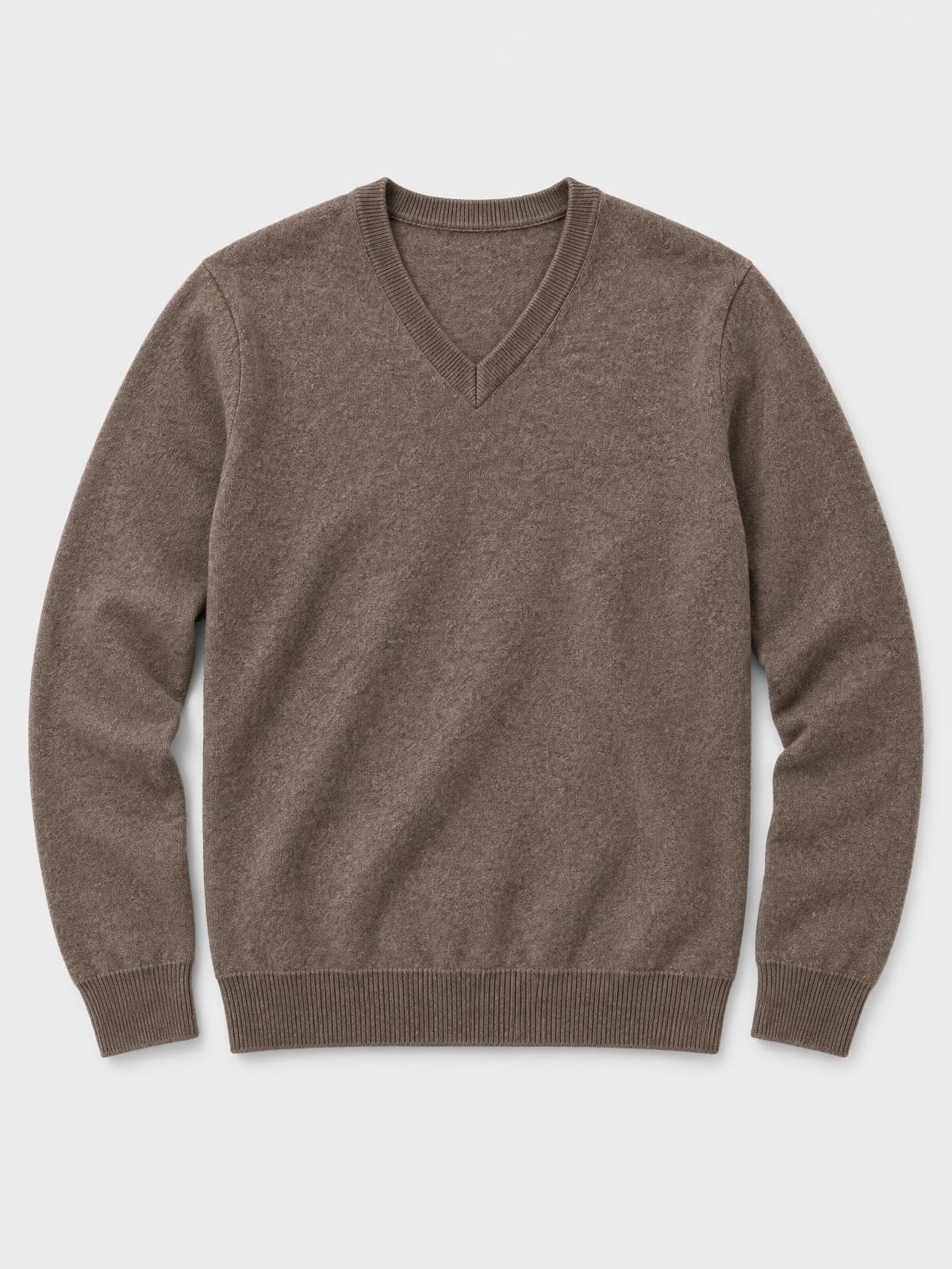 Casa Ferrante Cashmere V-Neck in ecru — product view